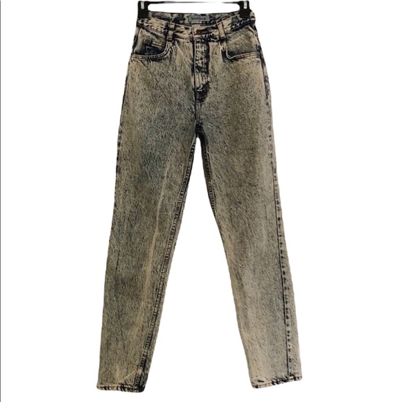Bonjour Acid-washed High Waisted Mom Jeans - Picture 1 of 7